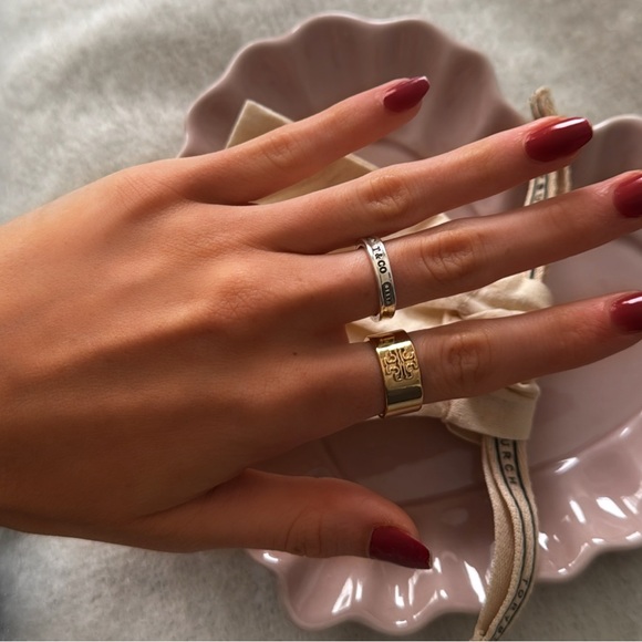 Tory Burch Motif Ring - Picture 4 of 4